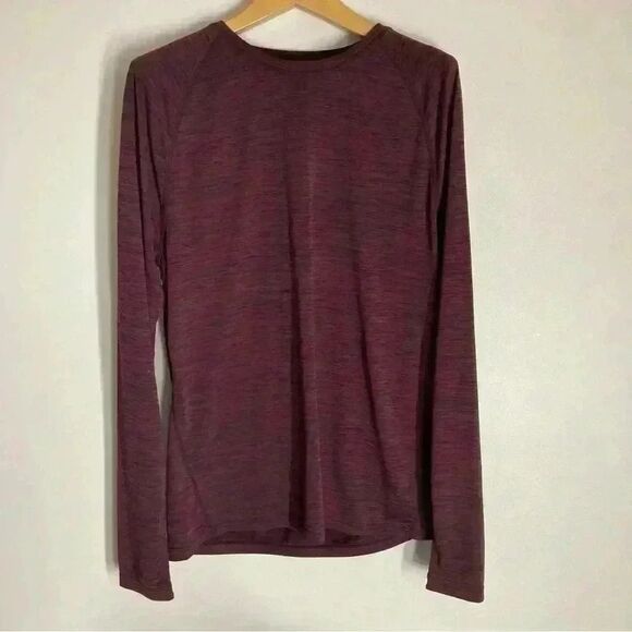 GAP Men’s Medium Maroon Lightweight Athletic Long Sleeve Tee - Picture 1 of 3